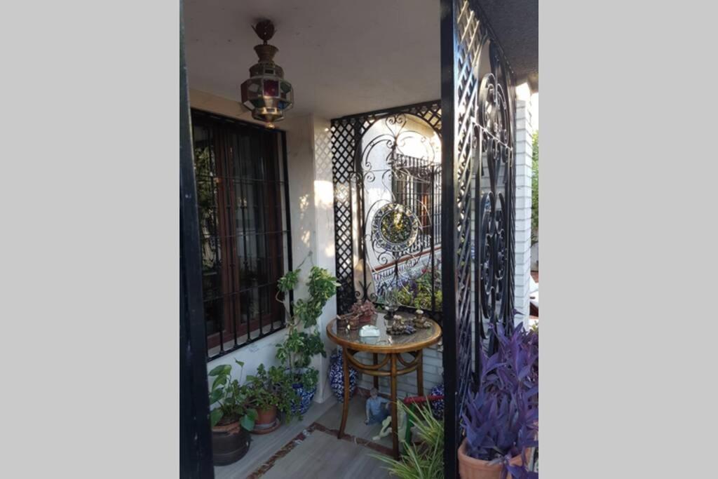 Casa En Granada Con Hermoso Jardin, Parking Calle Ngoại thất bức ảnh